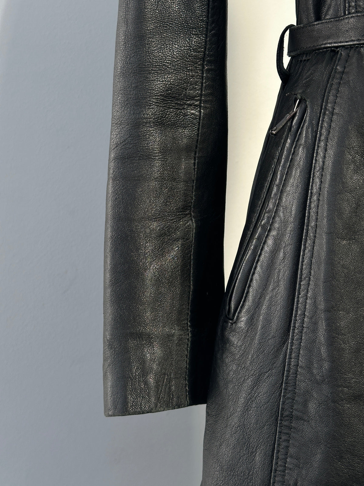 Vintage Italian 1990s double zip belted leather jacket, XS, featuring classic design and authentic distressed leather.