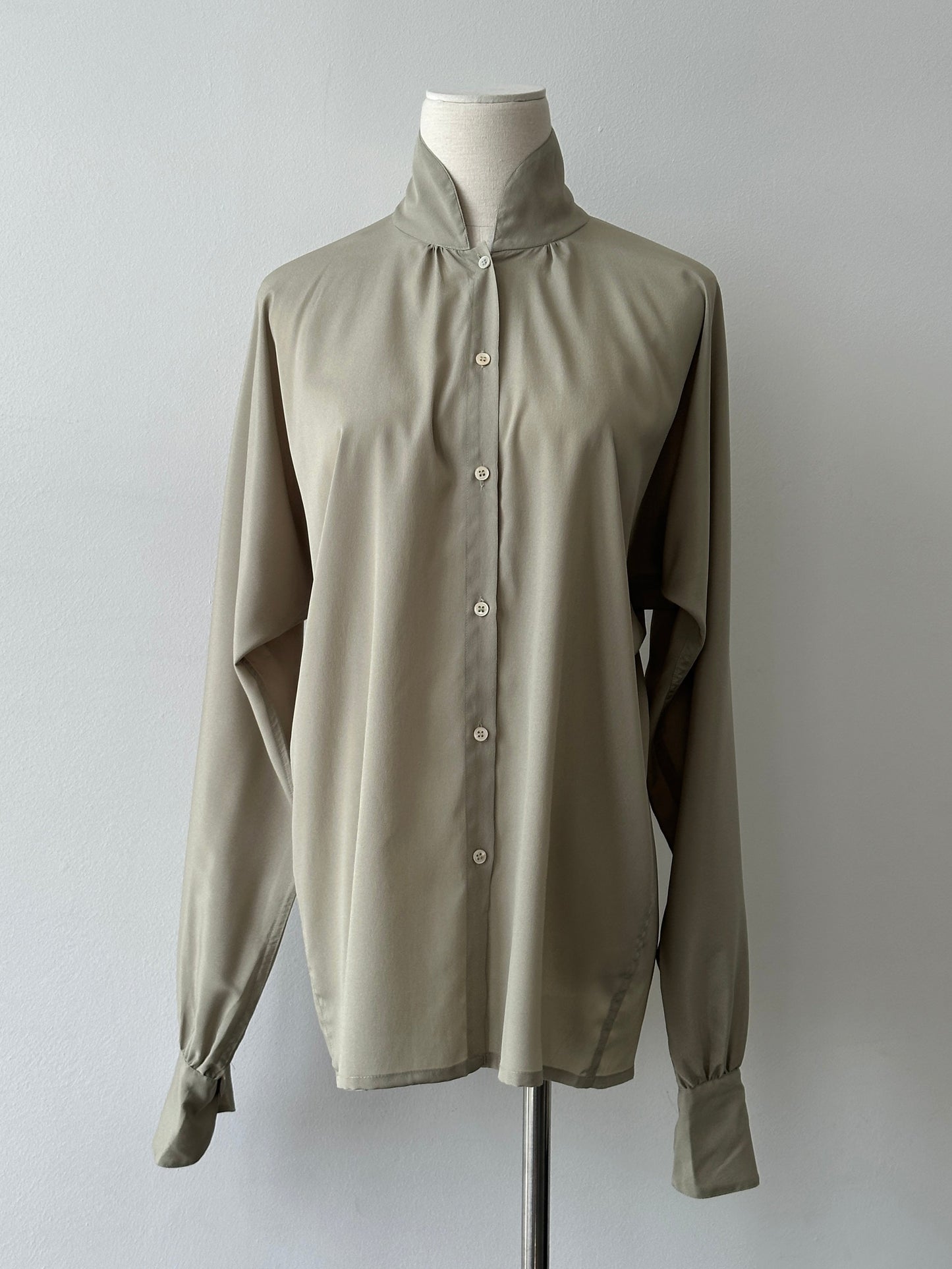 Vintage 1990s High Neck Batwing Shirt - M