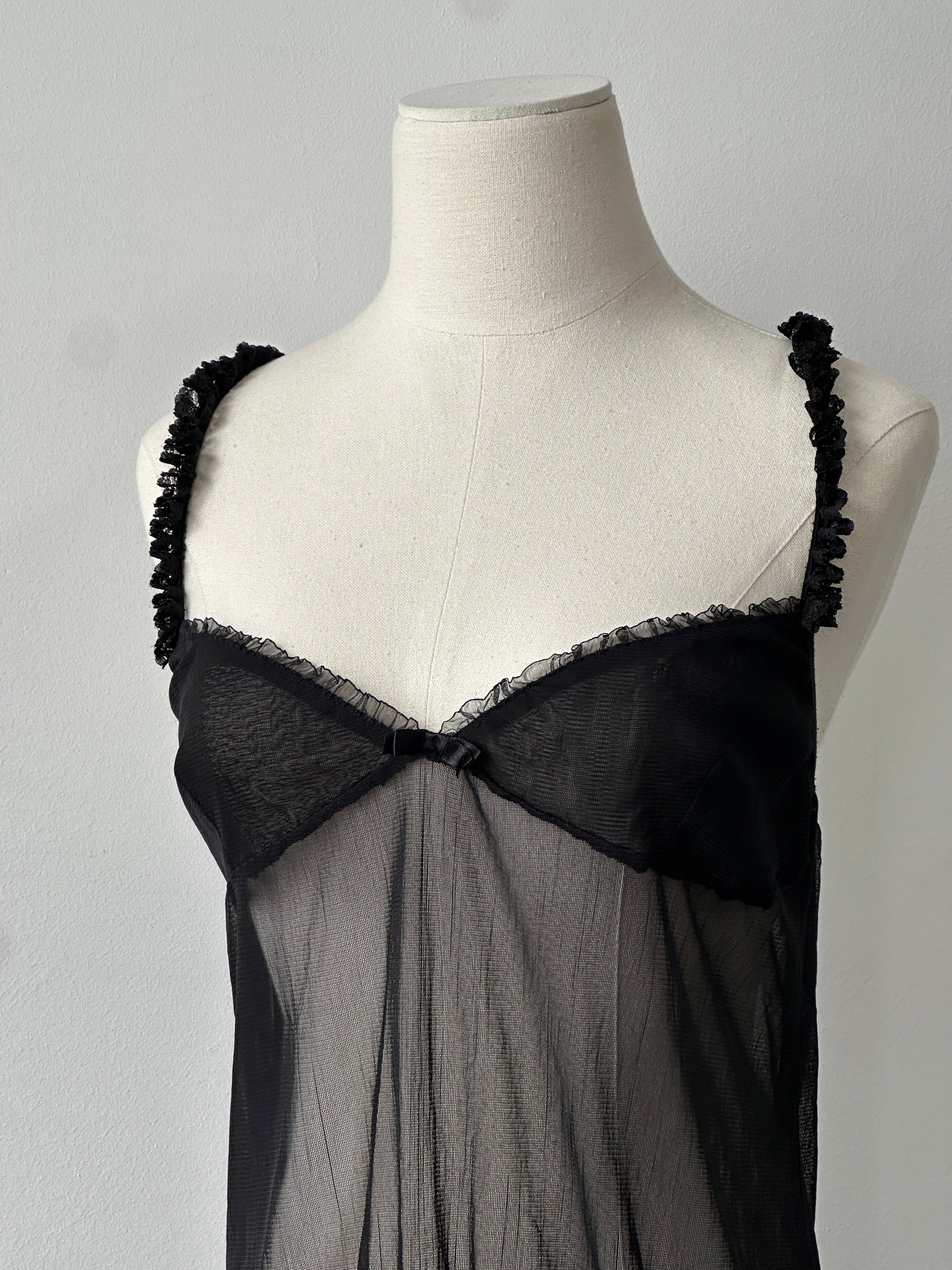 Vintage 2000s Sheer Sleeveless Lace Top - S-M