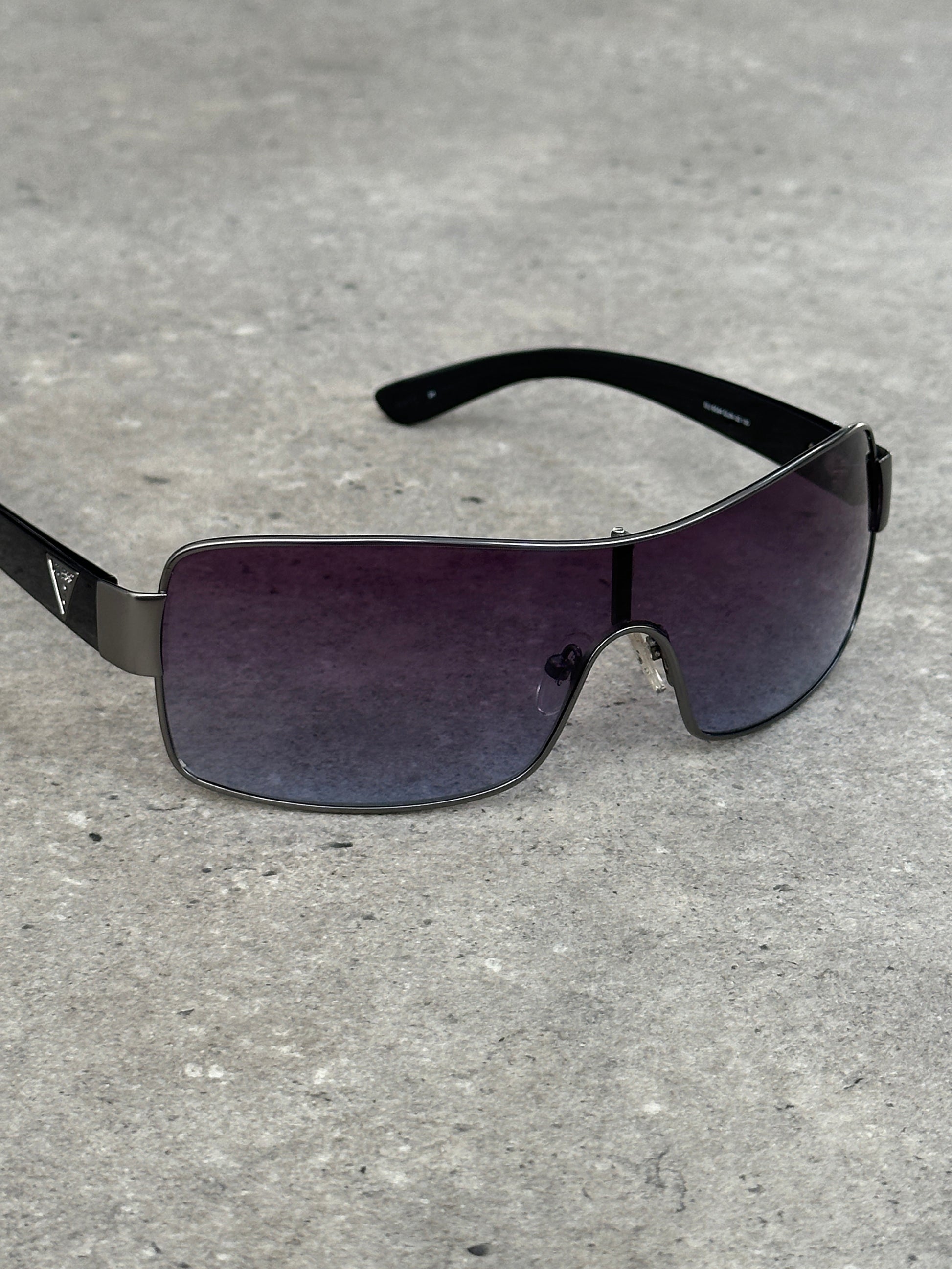 Guess 2000s Oversized Shield Logo Sunglasses