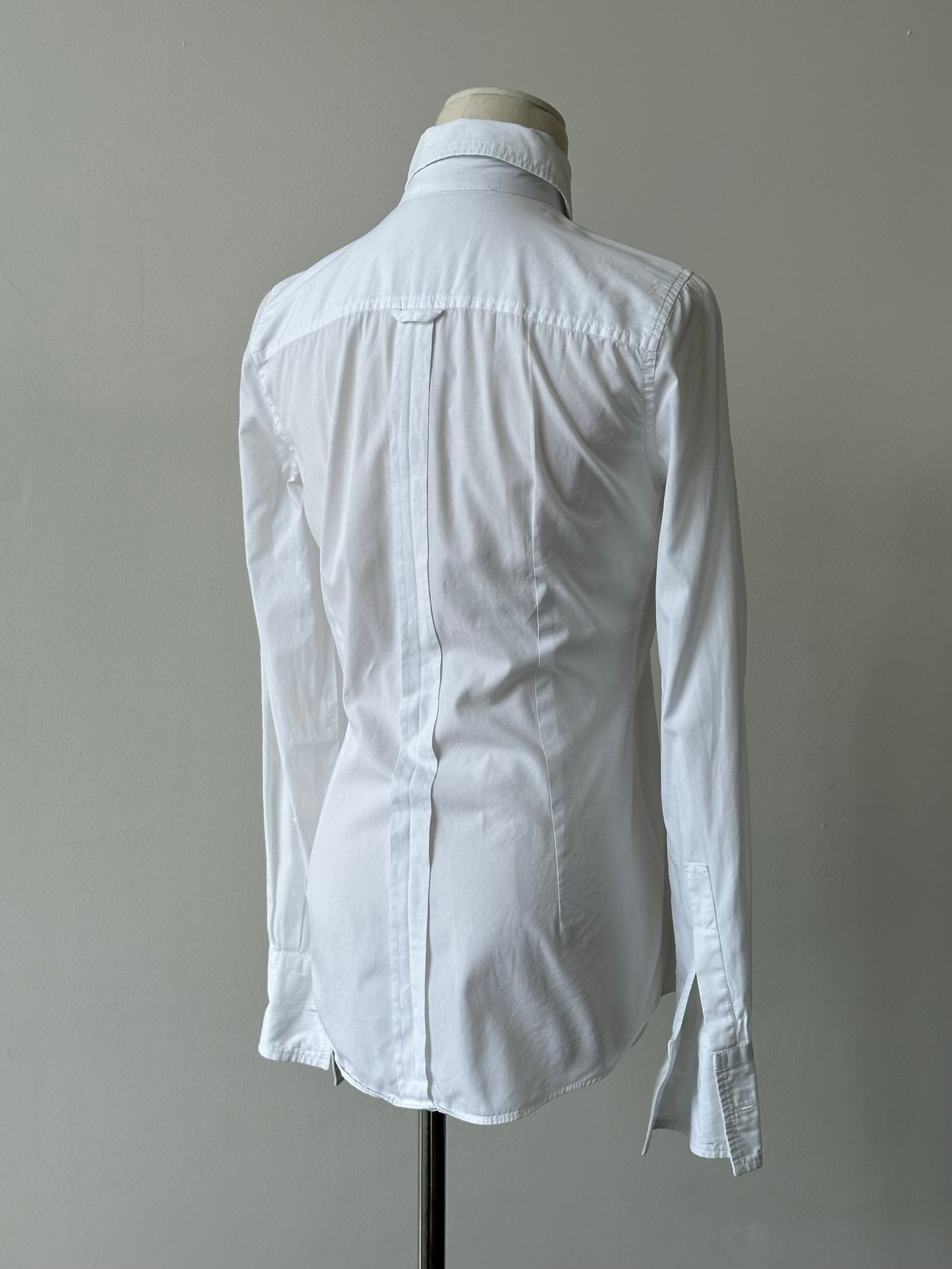Dolce & Gabbana 2000s Dagger Collar Fitted Shirt - XS