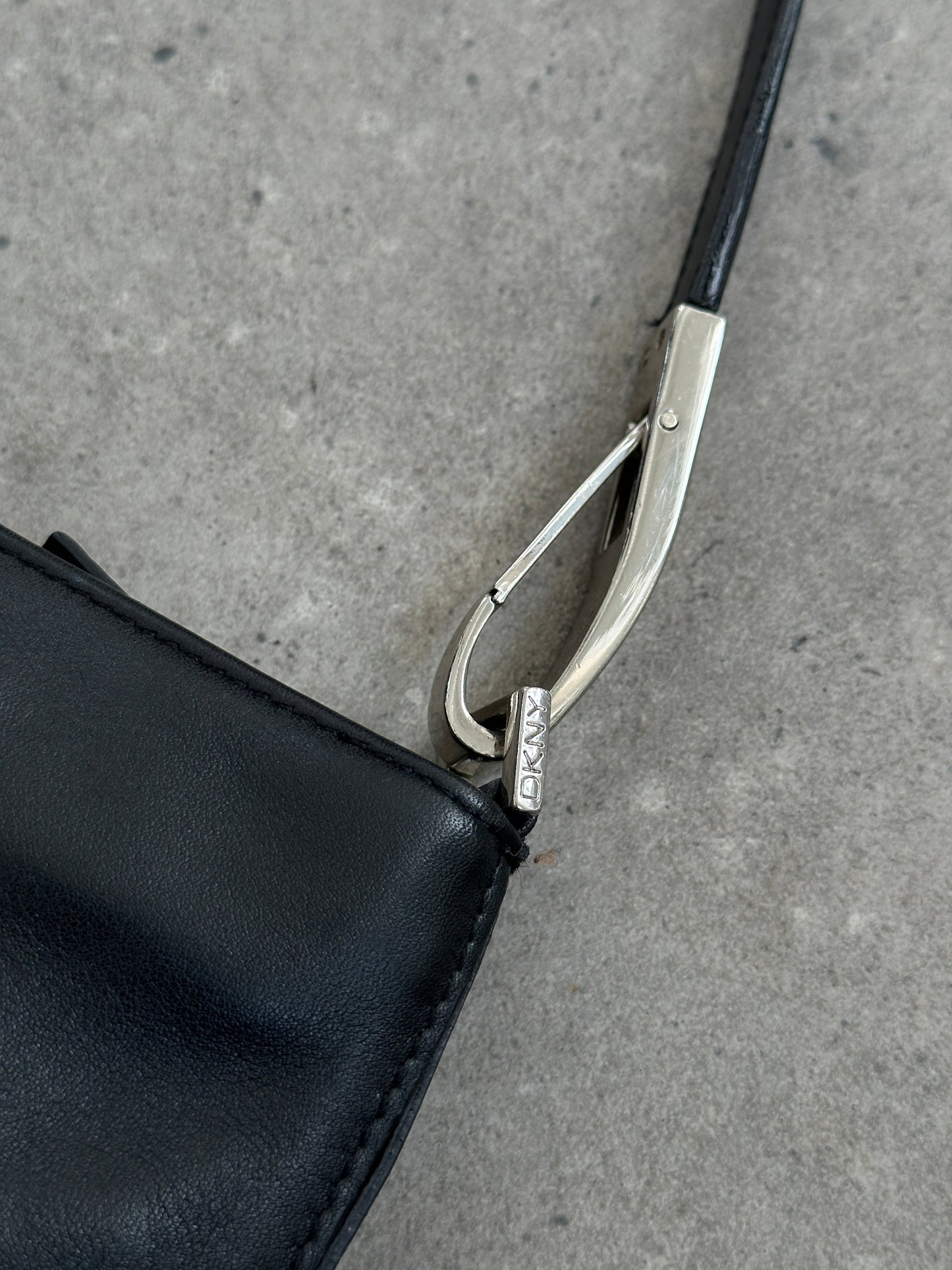 DKNY 2000s Leather Shoulder Bag