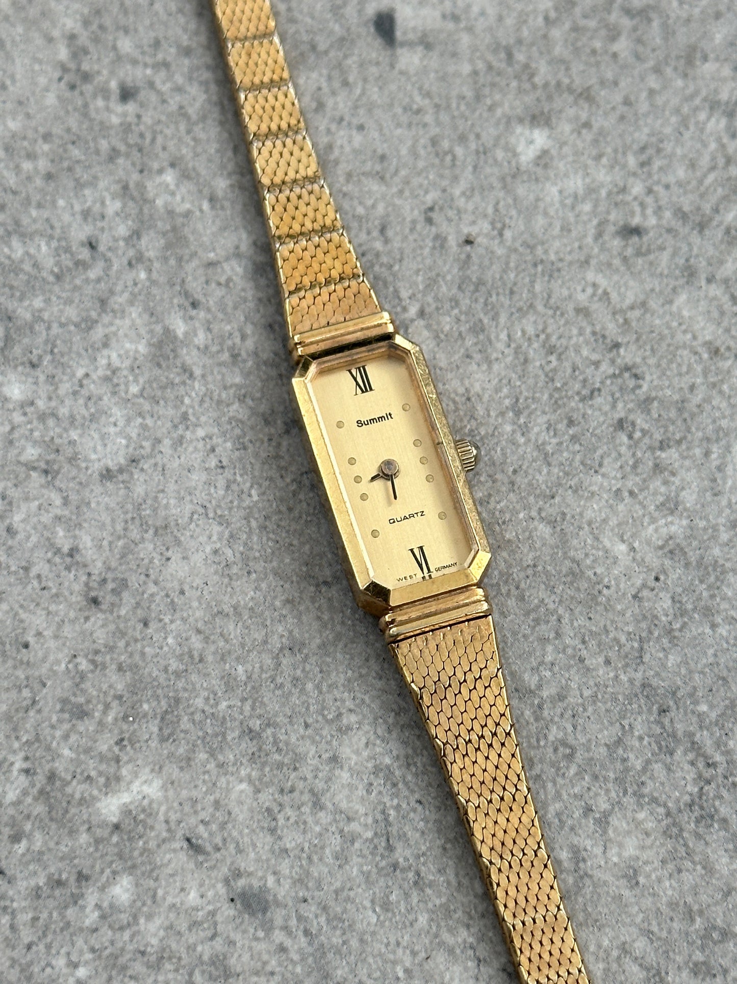 Vintage Summit 1980s Gold Tone Rectangular Watch Watch