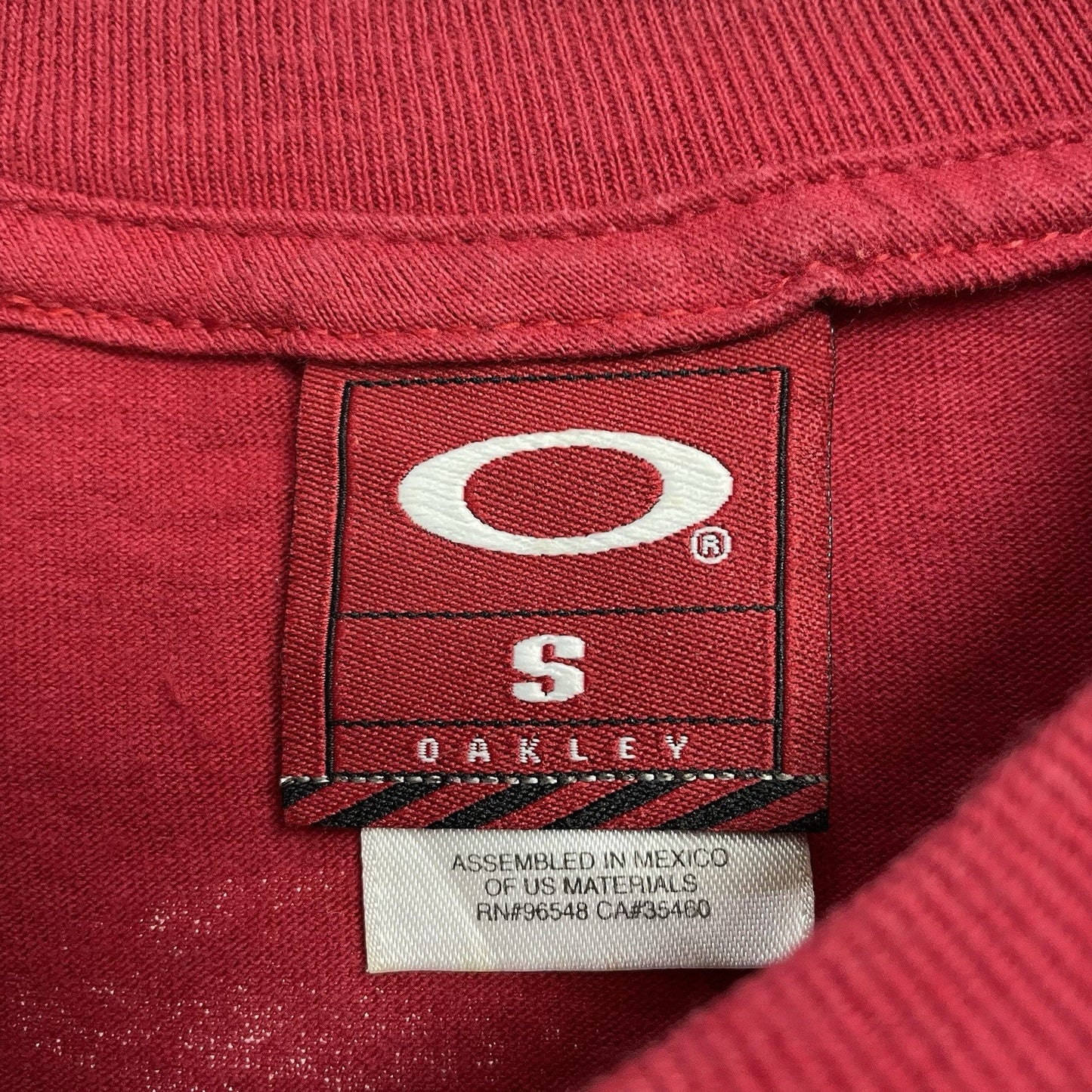Vintage Oakley T-Shirt Brain Case Fuel Dump, Size Small | Oakley, Red