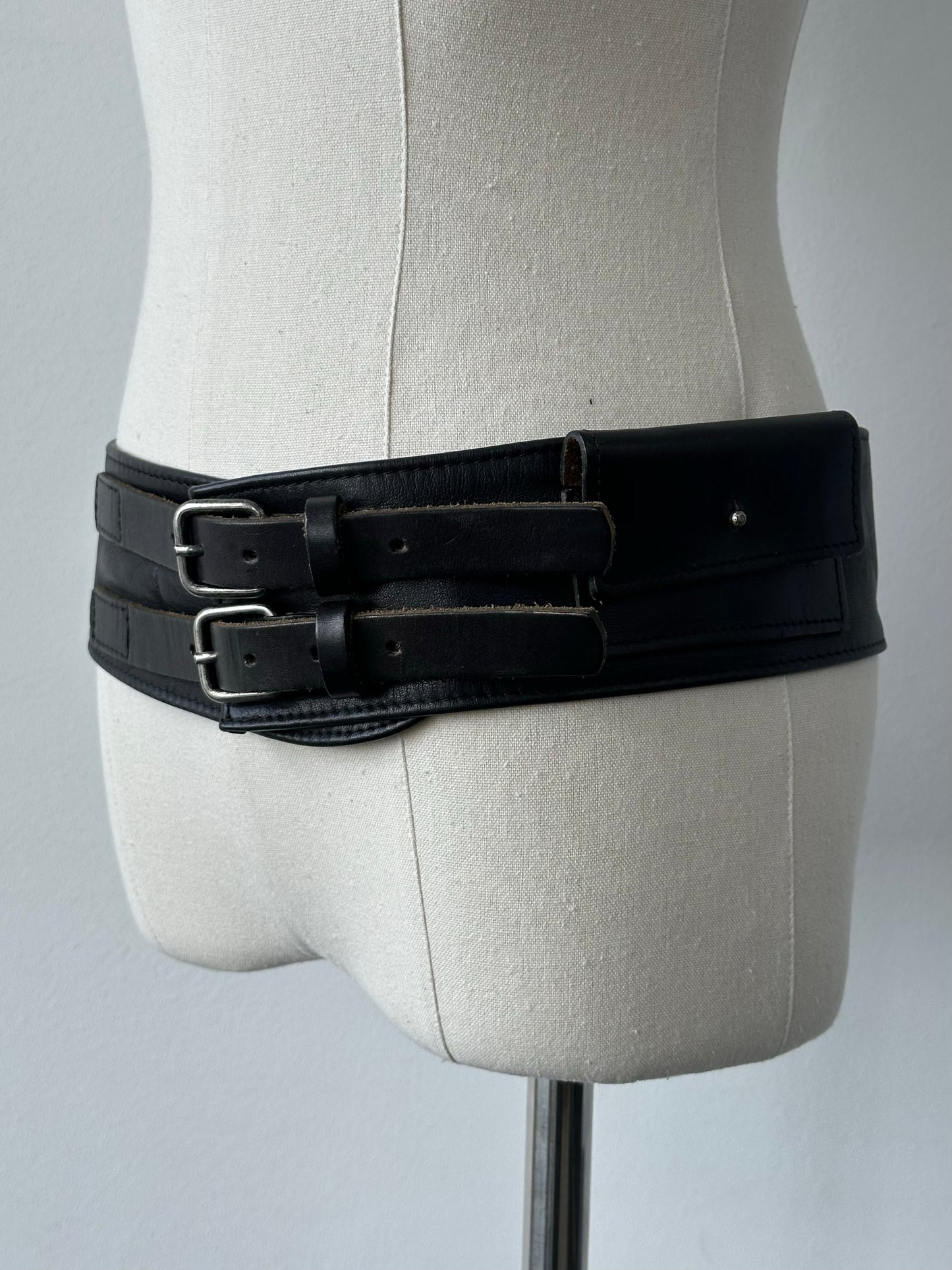 Vintage 1990s Leather Double Buckle Belt Bag - W30-34
