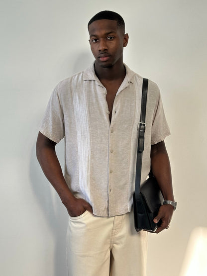 Vintage 2000s linen cotton short sleeve stripe shirt, men's size M, with classic blue and white horizontal stripes and button front.