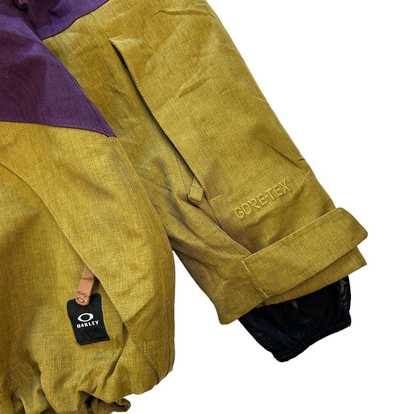 Vintage Oakley GORE-TEX Snowboarding Jacket Size S - Known Source