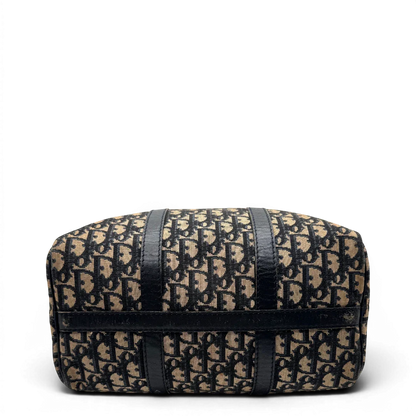 https://cdn.shopify.com/s/files/1/0564/9376/8855/files/dior_boston_30_vintage_monogram_beige_christian_dior_oblique_boston_bag_vintage_dior_handtasche_canvas_beige1771.webp?v=1779406963
