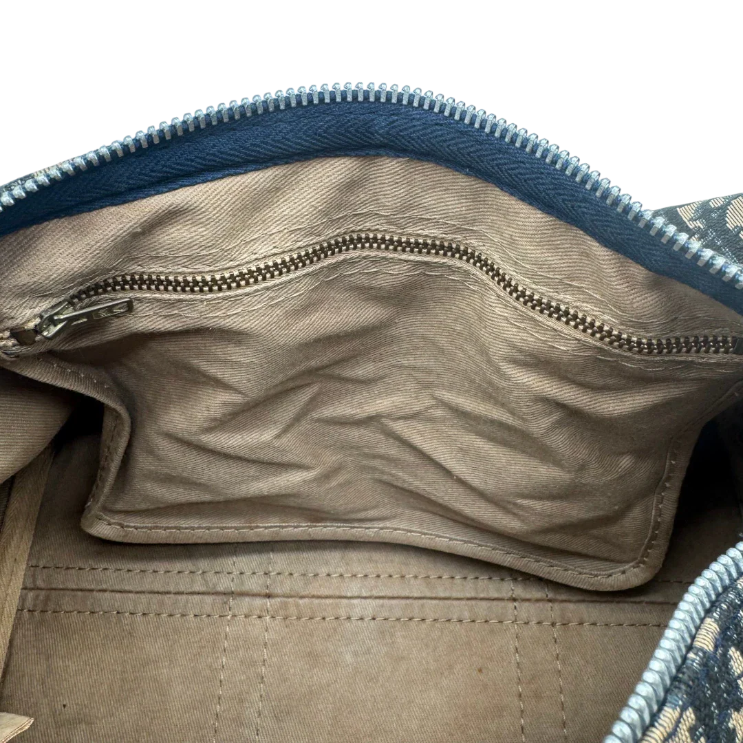 https://cdn.shopify.com/s/files/1/0564/9376/8855/files/dior_boston_30_vintage_monogram_beige_christian_dior_oblique_boston_bag_vintage_dior_handtasche_canvas_beige1784.webp?v=1779406964