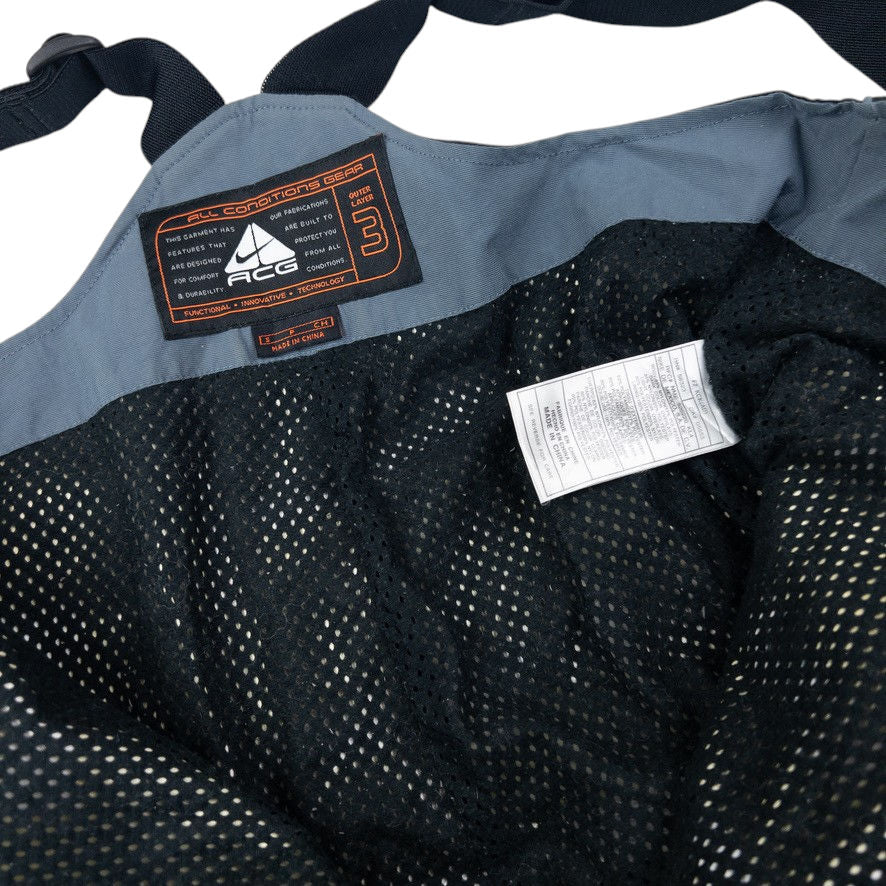 Vintage Nike ACG Snowboarding Dungarees Size L
