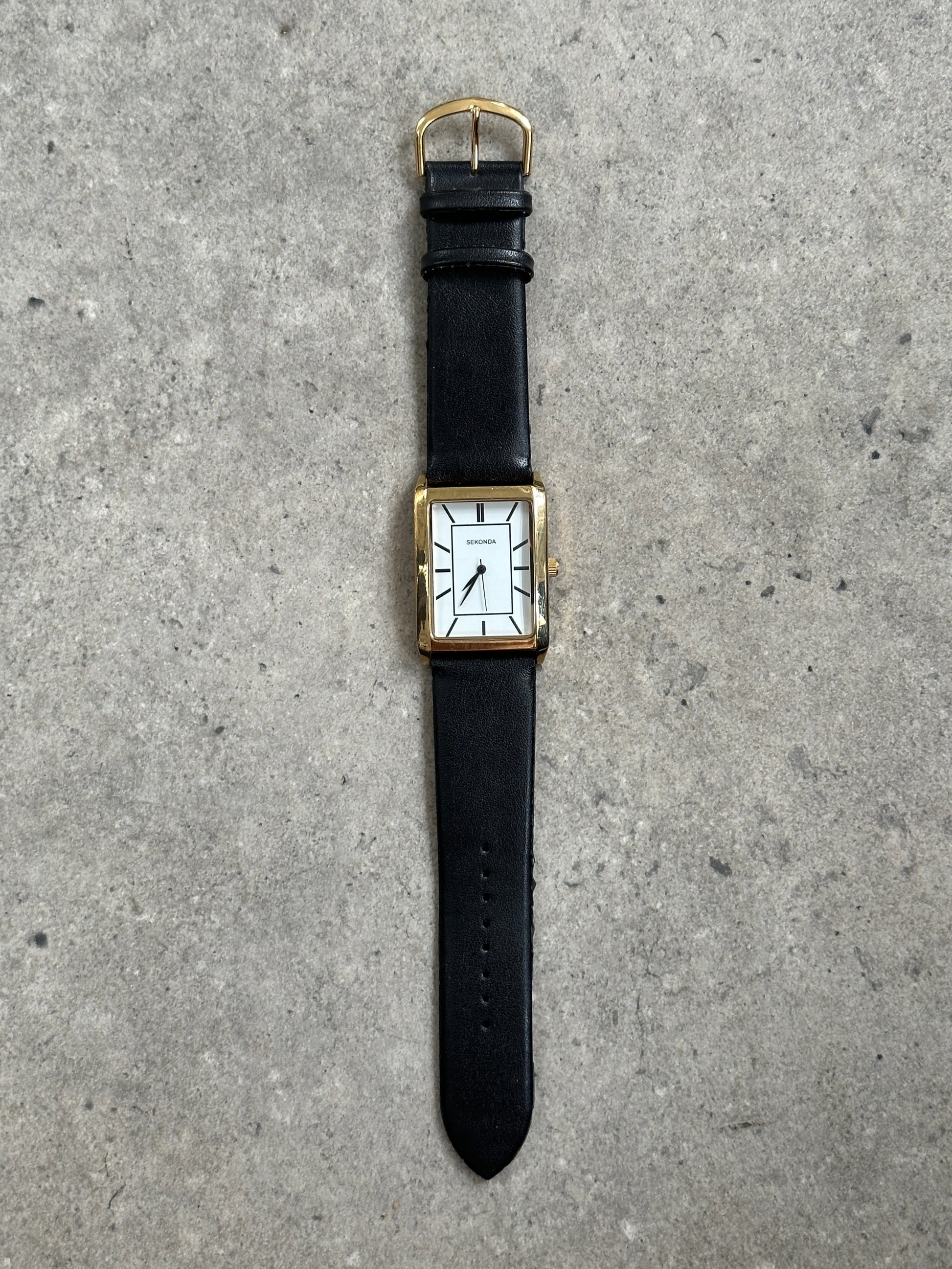 Sekonda 2000s Gold Tone Rectangular Quartz Leather Watch