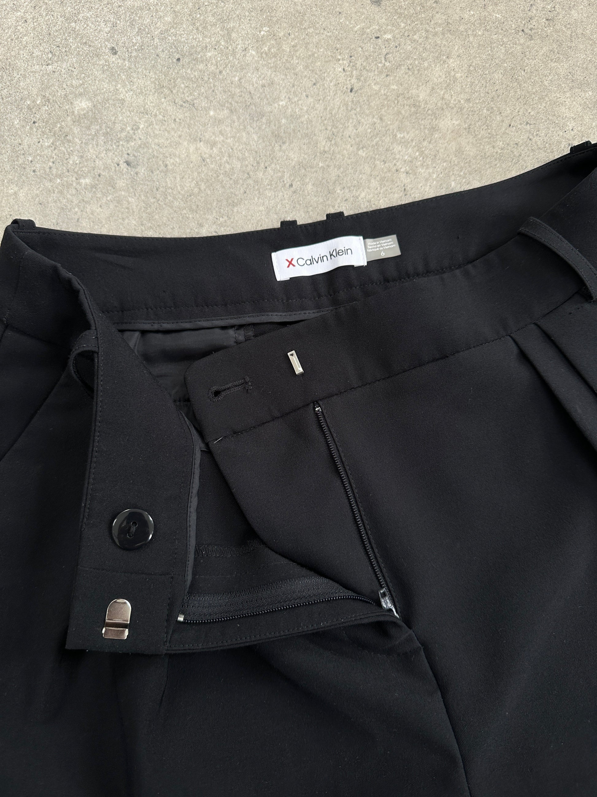 Calvin Klein 2000s Wide Leg Tailored Trousers - W28
