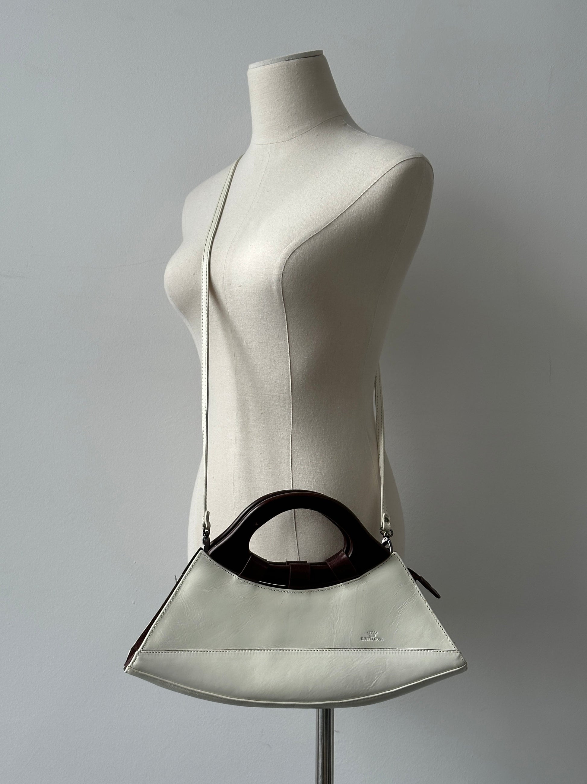 Italian Vintage 1990s Leather Crossbody Bag