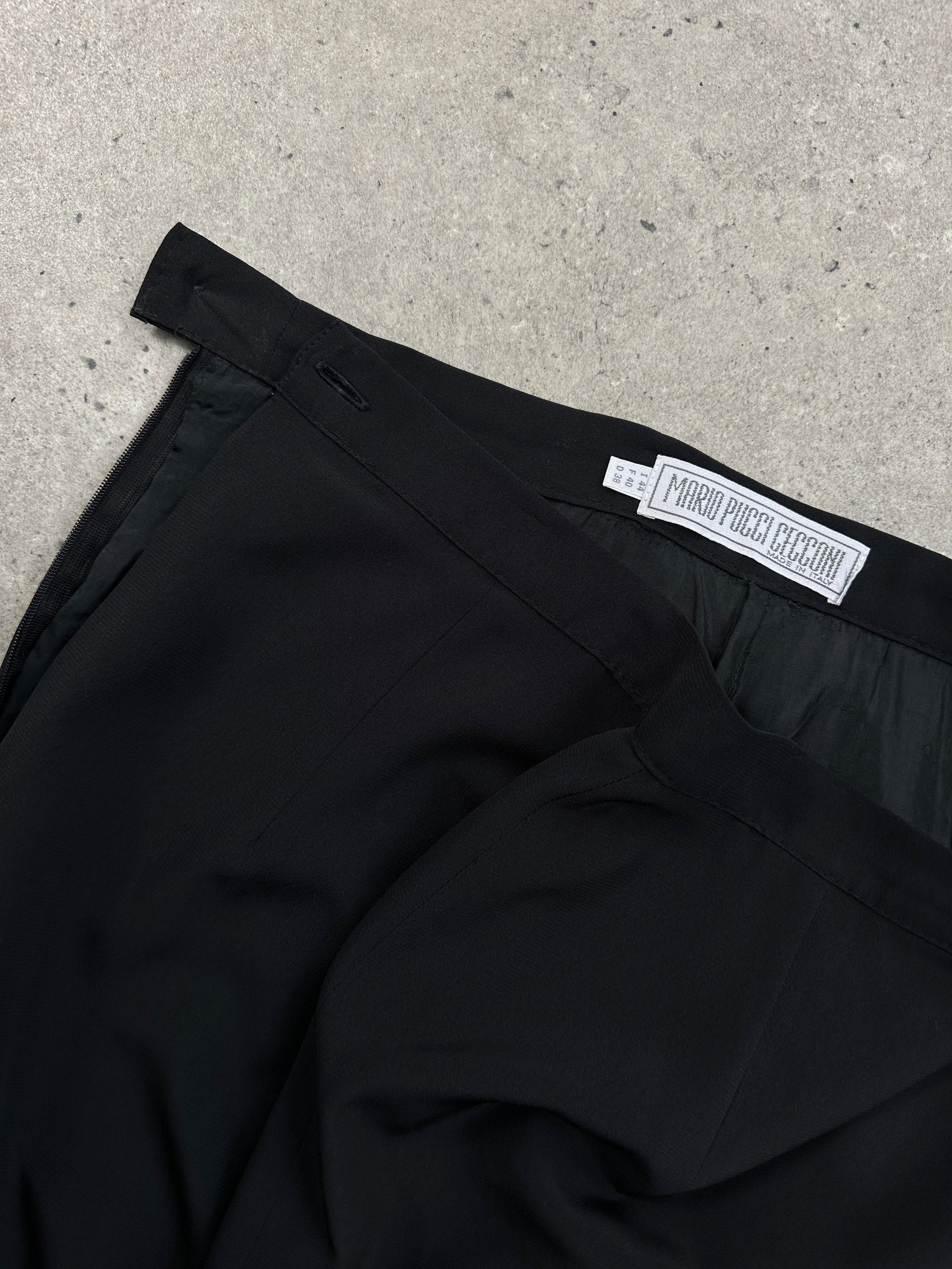 Italian Vintage 1990s Mini Skirt - W30