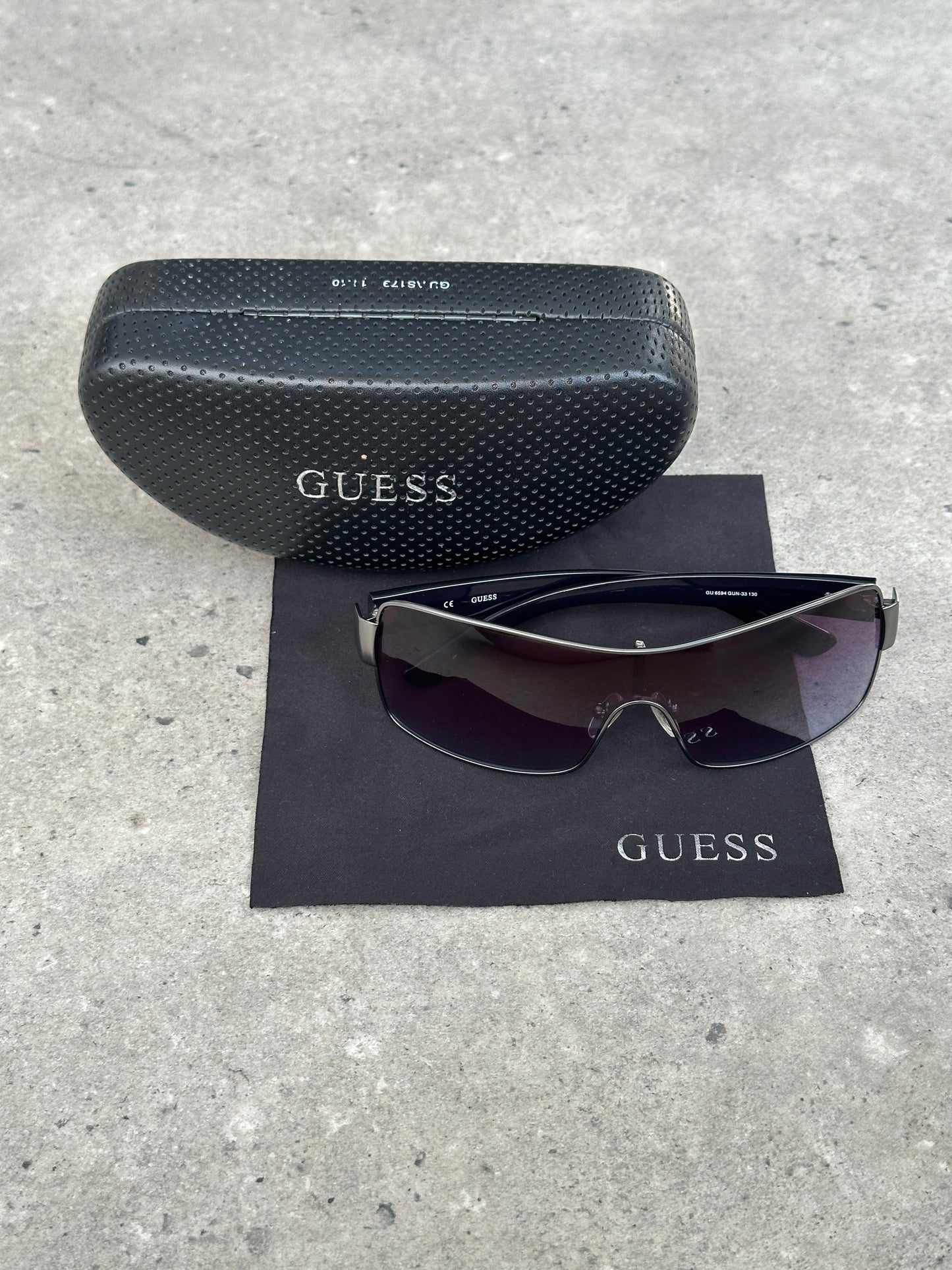 Guess 2000s Oversized Shield Logo Sunglasses