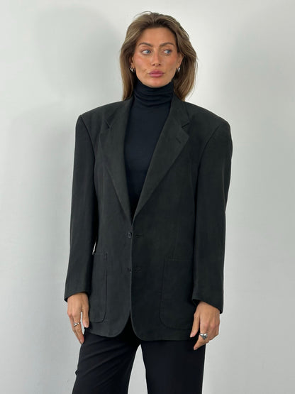 Christian Dior Monsieur 1980s single-breasted blazer in size L/XL, dark fabric, tailored fit, classic style, front view.