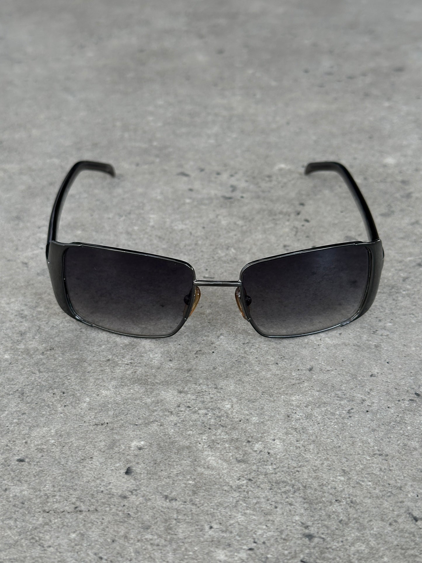 Gucci 2000s Rectangular Logo Sunglasses