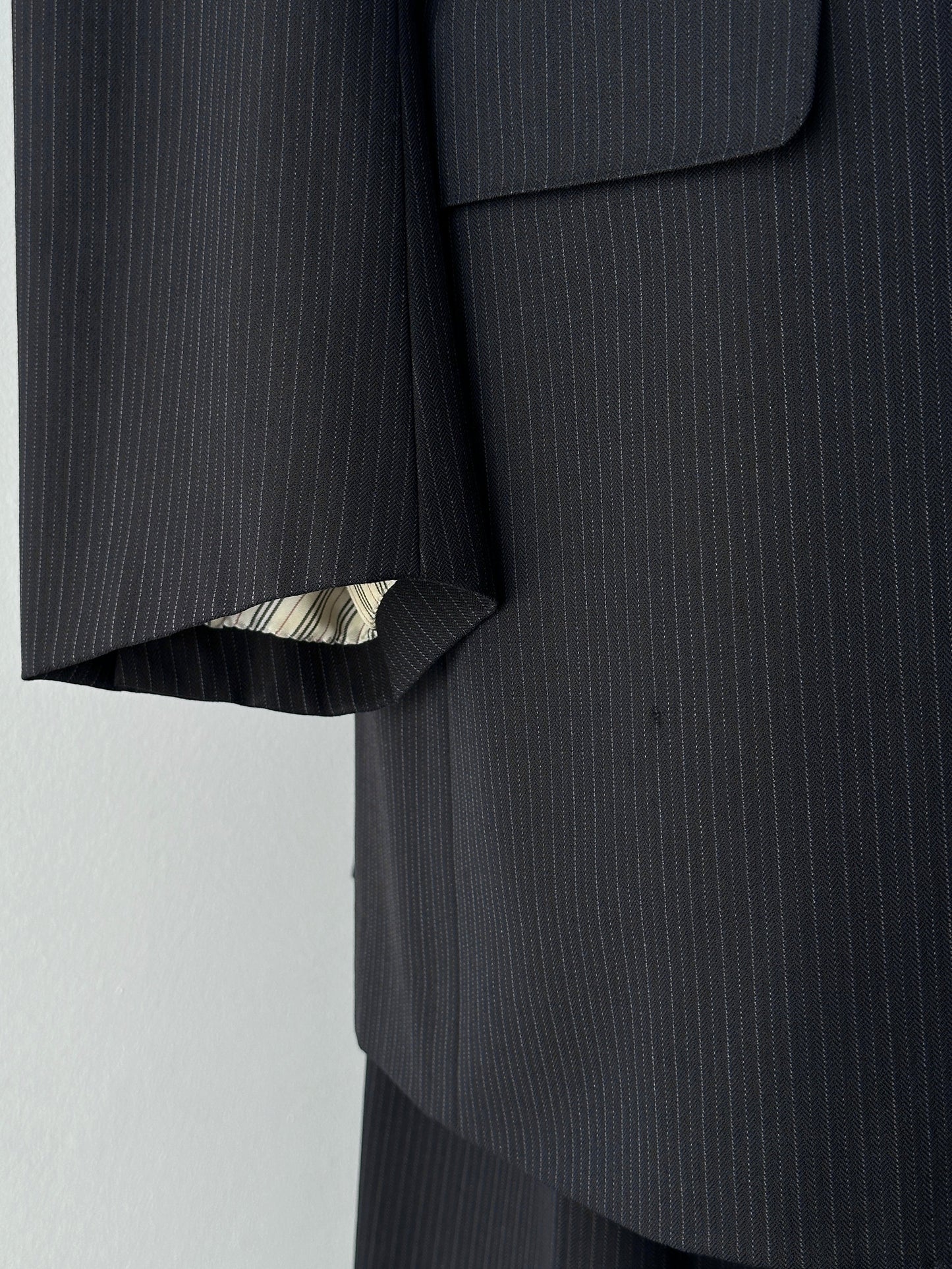 Burberry 2000s Wool Stripe Single Breasted Suit - 44R/W32