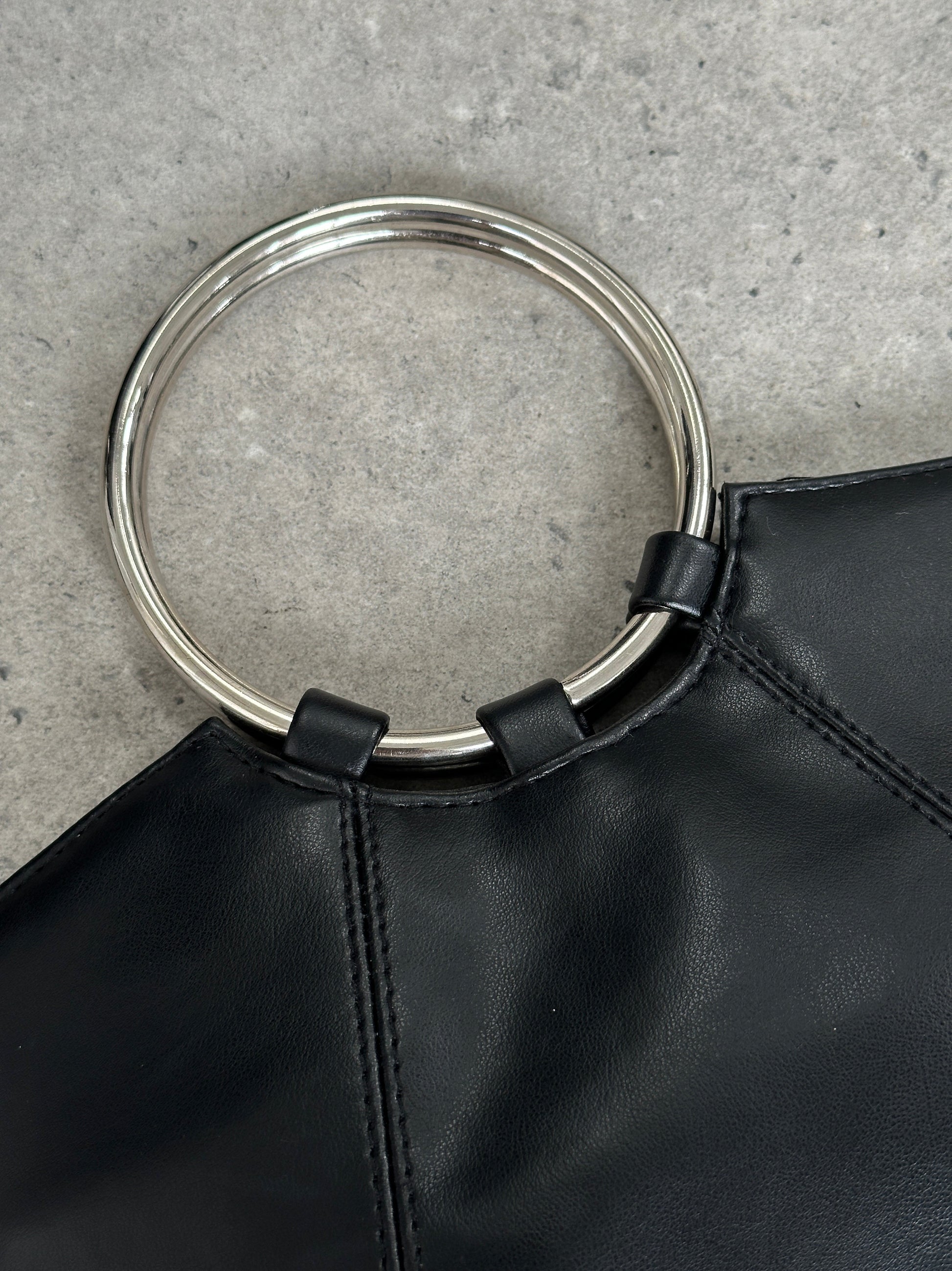 Vintage 2000s Minimal Ring Hand Bag