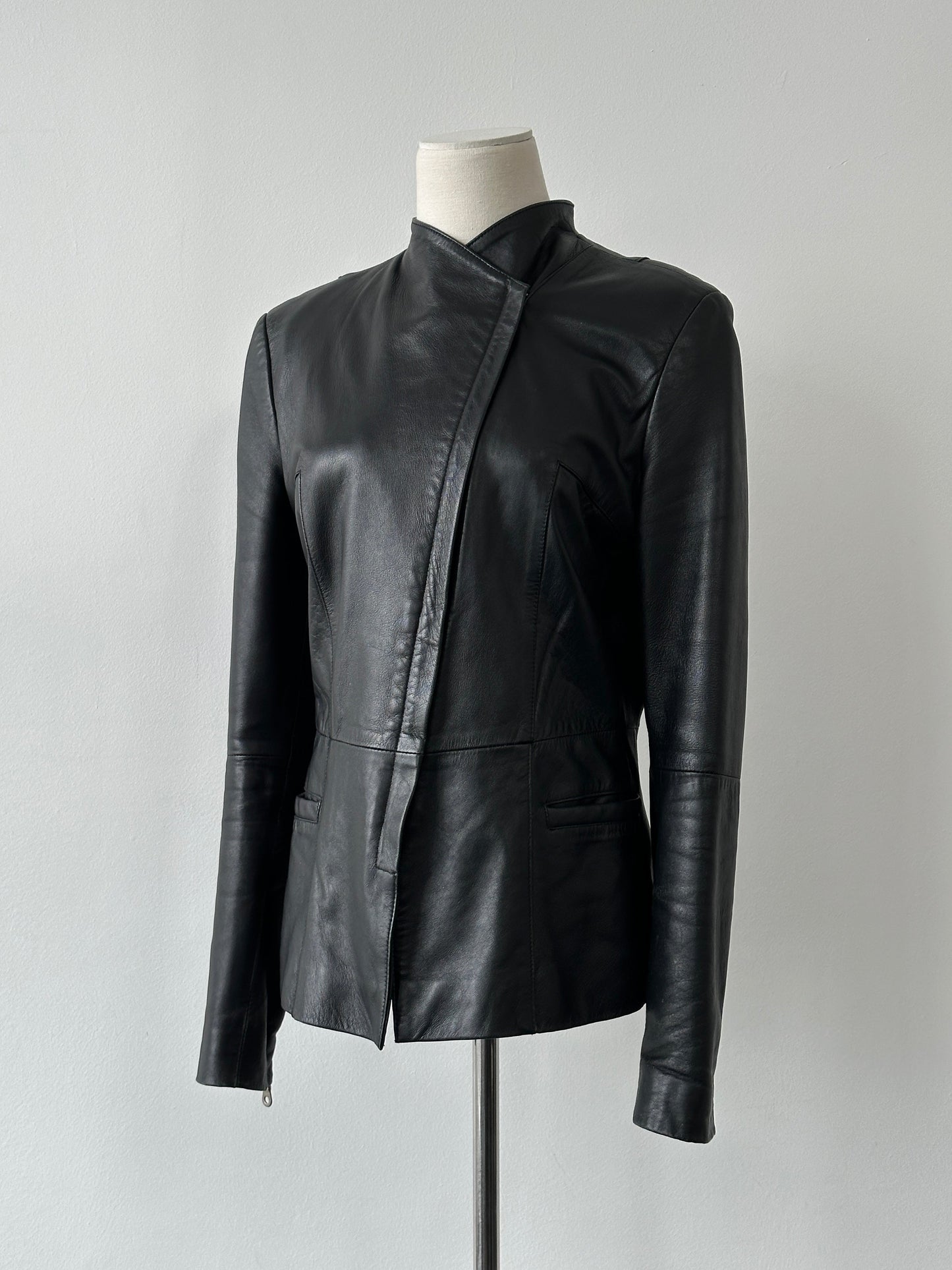 Vintage 1990s Asymmetric Fitted Leather Jacket - M