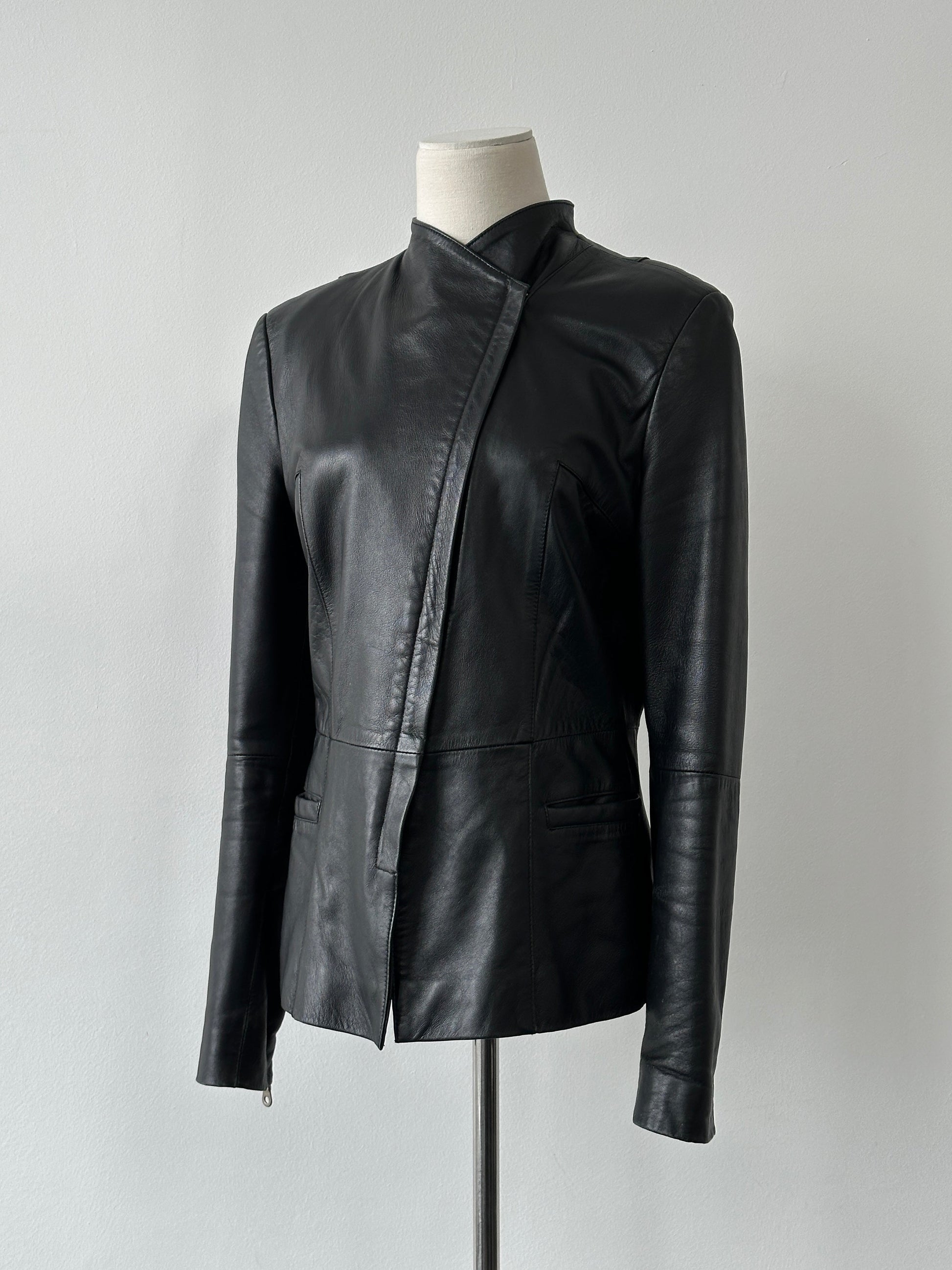 Vintage 1990s Asymmetric Fitted Leather Jacket - M