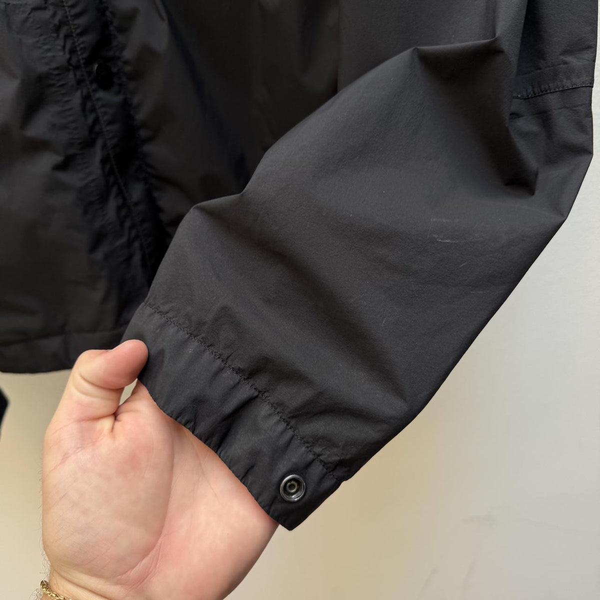 Stone Island Garment Dyed Performance Tela Hooded Jacket – Black (L) | Large, Multicoloured