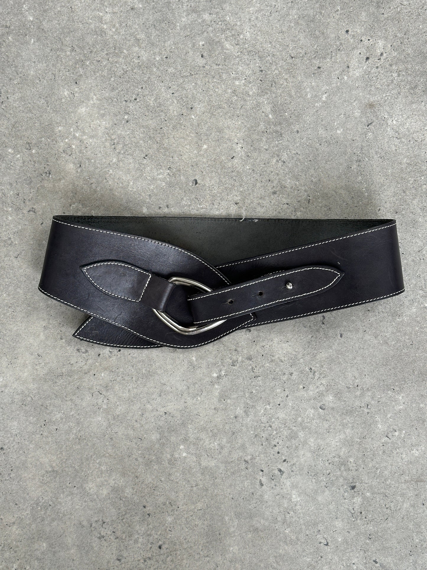 British Vintage 1990s Leather Chunky Belt - W28-30