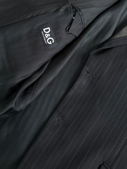 Dolce & Gabbana 1990s pure wool stripe tuxedo blazer in size L, black and white tailored blazer with notch lapels and button closure.