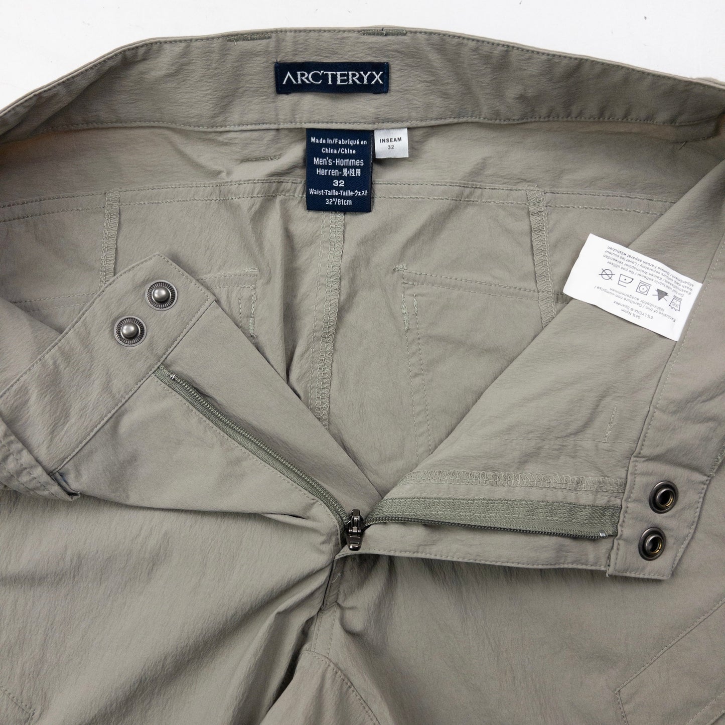 Vintage Arcteryx Lightweight Trousers Size W33