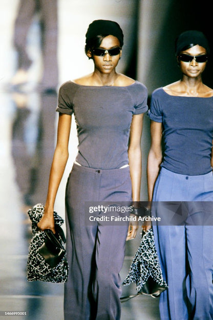 Giorgio Armani Spring 2001 shield | O/S, Rose
