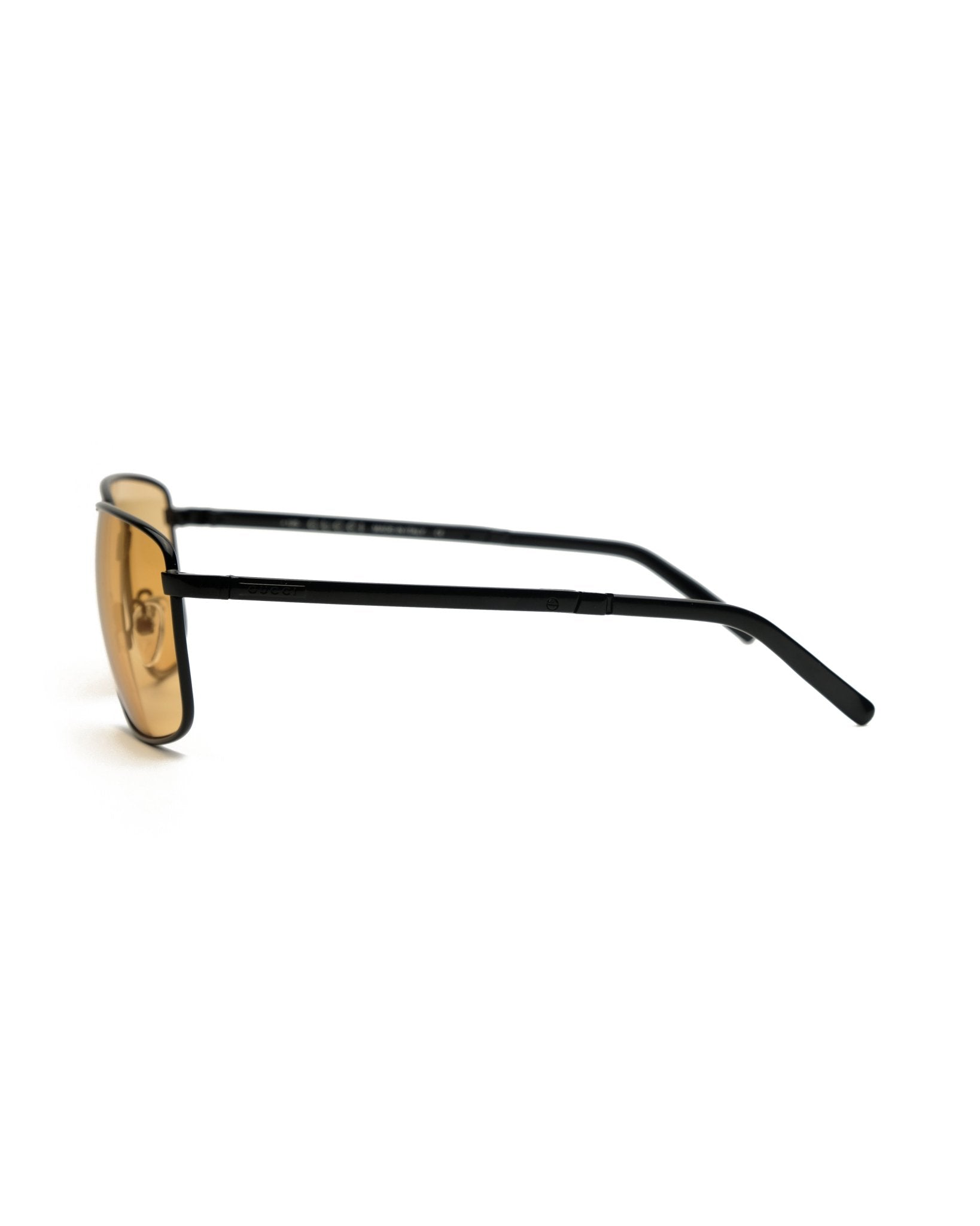 https://cdn.shopify.com/s/files/1/0818/5459/5398/files/gucci-gucci-foldable-sunglasses-vintage-su474-3538610.jpg?v=1778953744