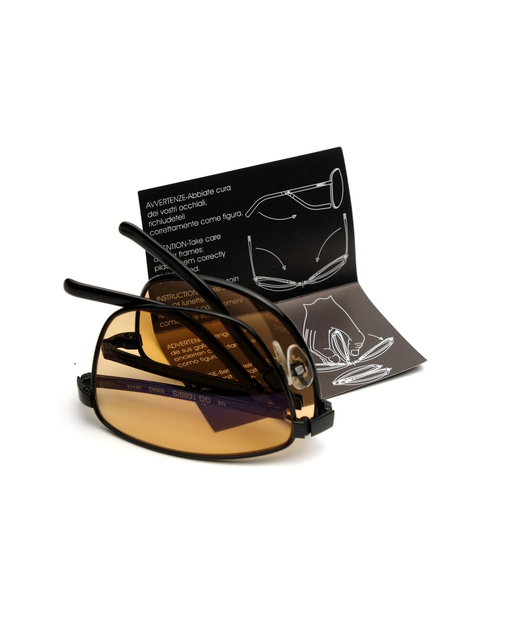 https://cdn.shopify.com/s/files/1/0818/5459/5398/files/gucci-gucci-foldable-sunglasses-vintage-su474-6424819.jpg?v=1778953744