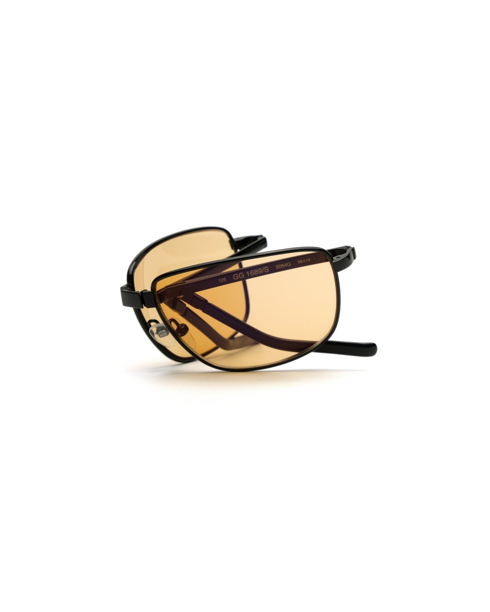https://cdn.shopify.com/s/files/1/0818/5459/5398/files/gucci-gucci-foldable-sunglasses-vintage-su474-9179961.jpg?v=1778953745