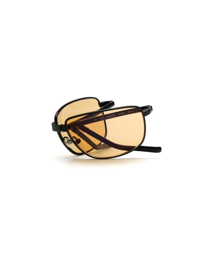 https://cdn.shopify.com/s/files/1/0818/5459/5398/files/gucci-gucci-foldable-sunglasses-vintage-su474-9179961.jpg?v=1778953745