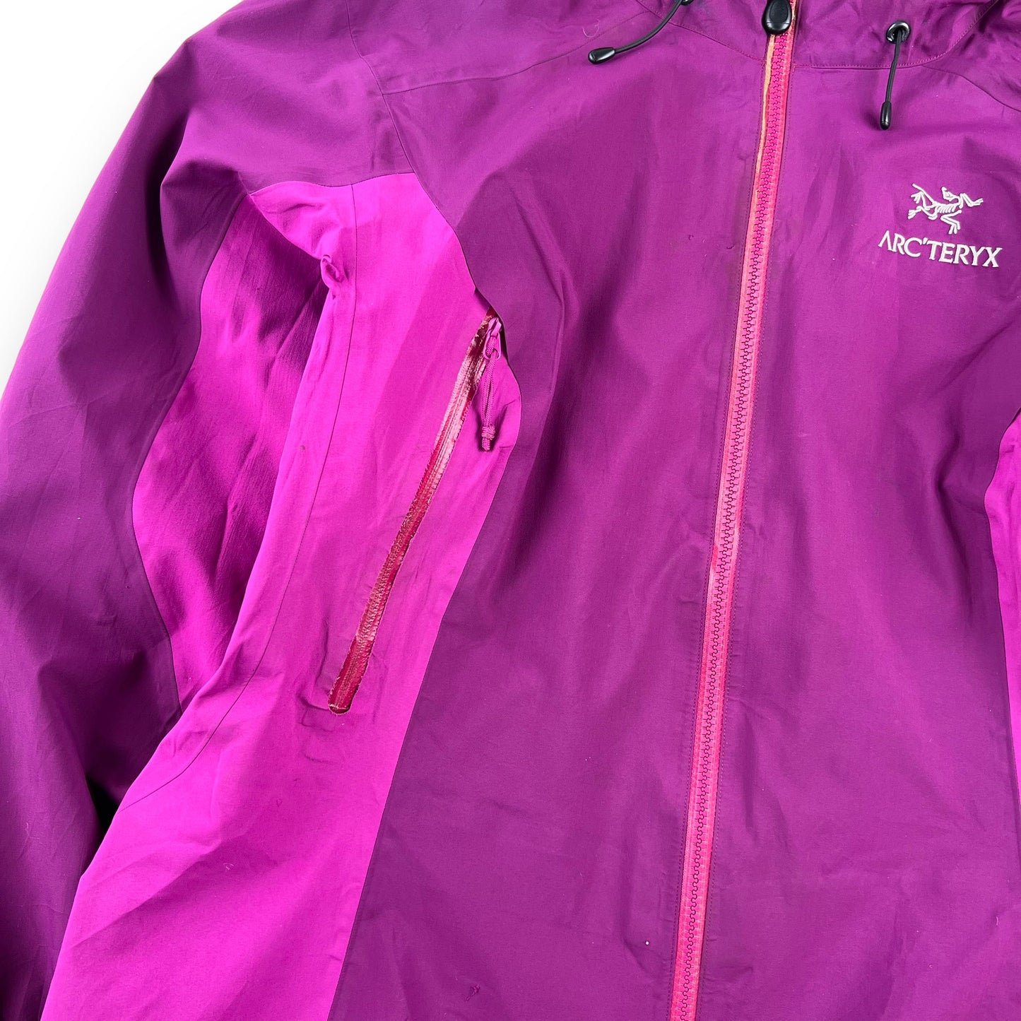 Womens Arc'teryx Beta AR Jacket (L)