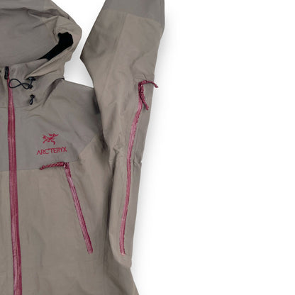 Womens Arc'teryx Beta AR (M)