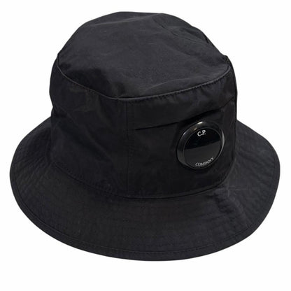 CP Company Chrome R Lens black bucket hat (XL) | O/S, Black