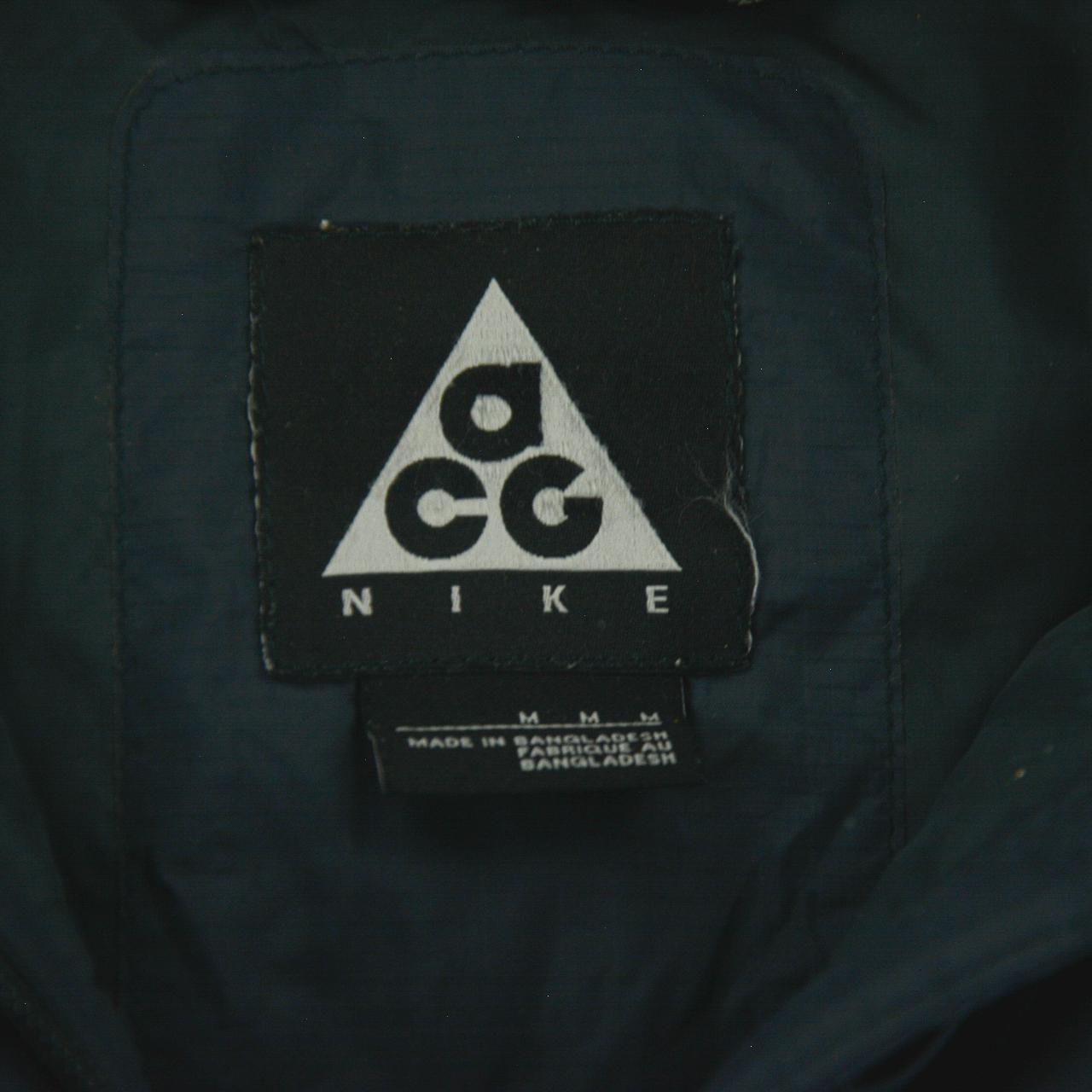 Vintage Nike ACG Puffa Jacket Women's Size M