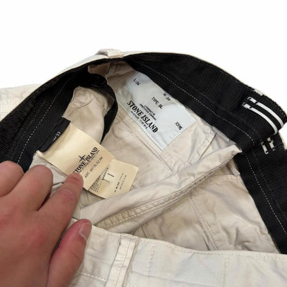 Stone island cream cargo shorts (W32) | O/S, Cream