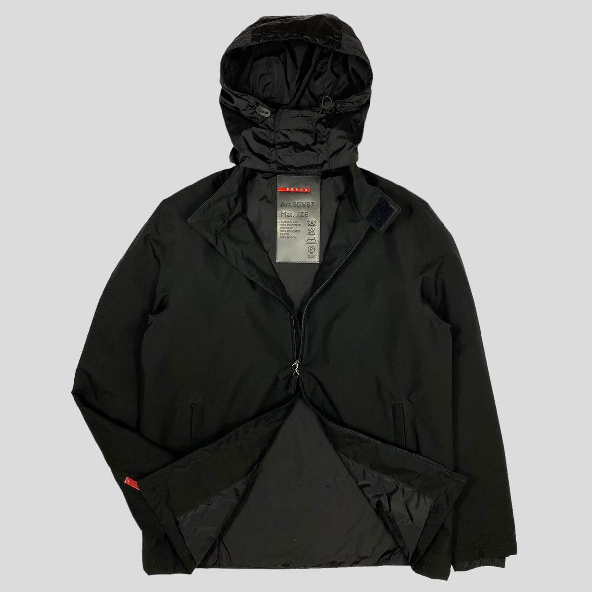 Prada Sport AW01 Insulated Goretex Jacket with Nylon Pocket Hood - IT50 (L) | Black