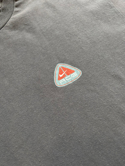 Nike ACG 00’s Vintage T-Shirt M/L