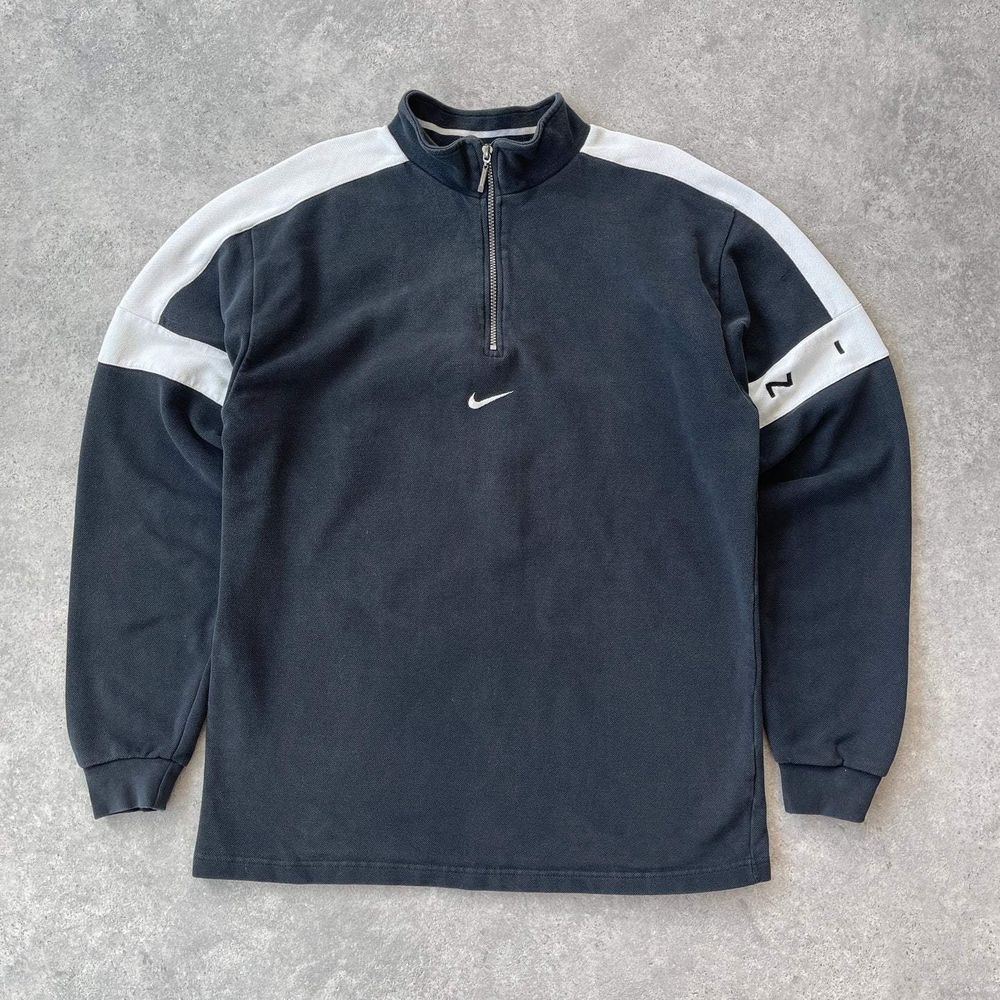 Nike RARE 1990s 1/4 zip heavyweight embroidered sweatshirt (L)