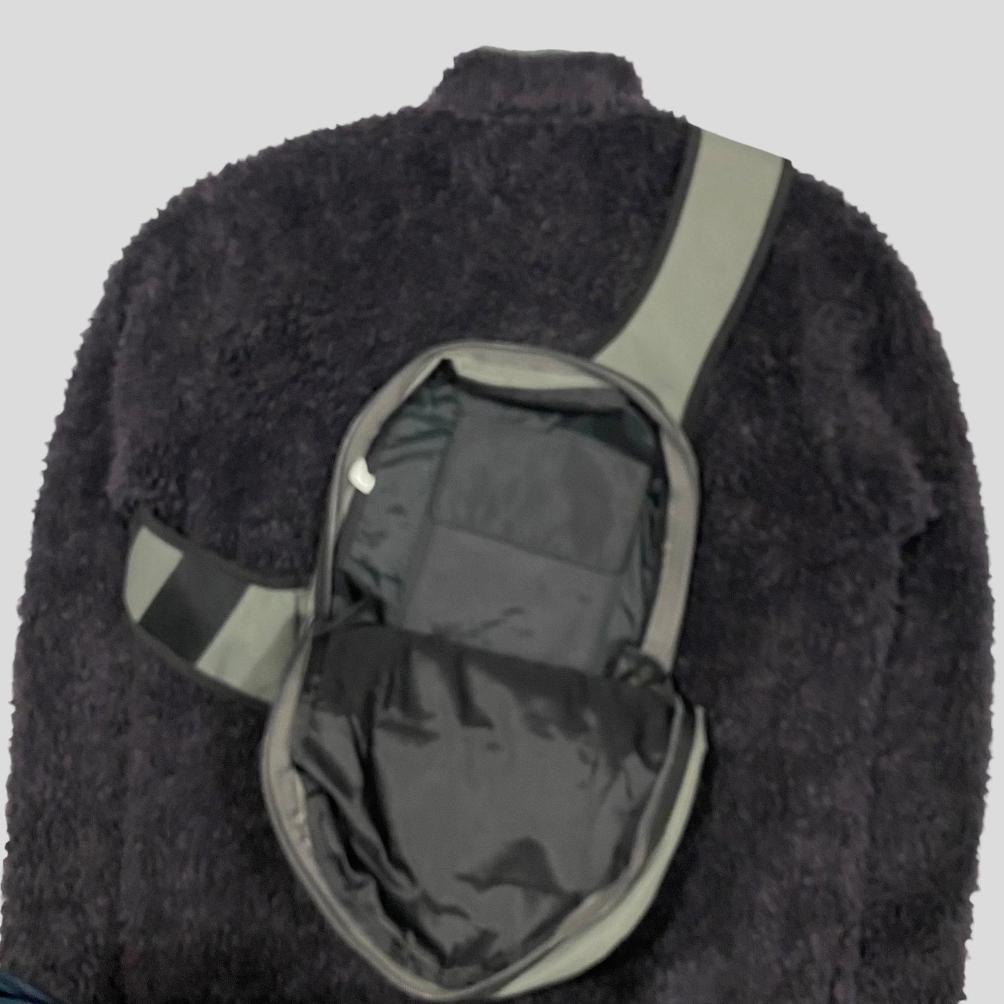 Oxbow 00’s Gradient Slingbag - Grey