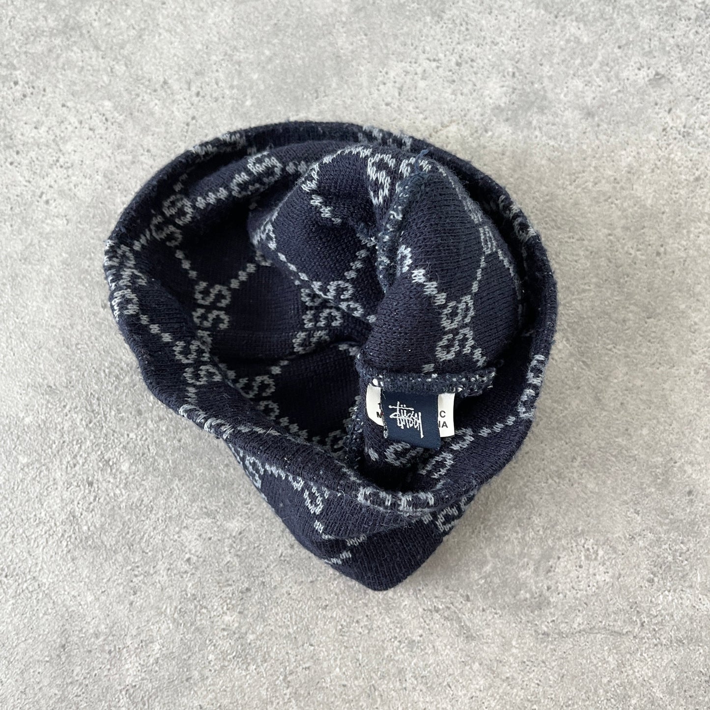 Stussy ‘Stucci’ 2000s monogram SS link beanie