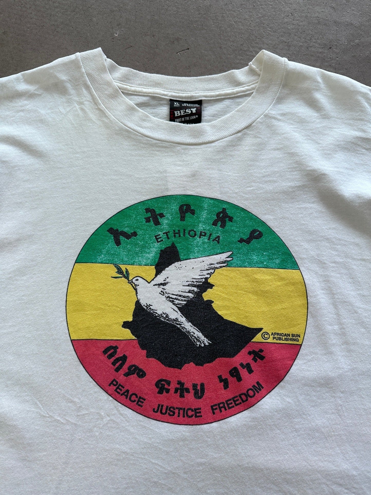 1990's Ethiopia Peace Justice Freedom T-Shirt - XL | X-Large, Red