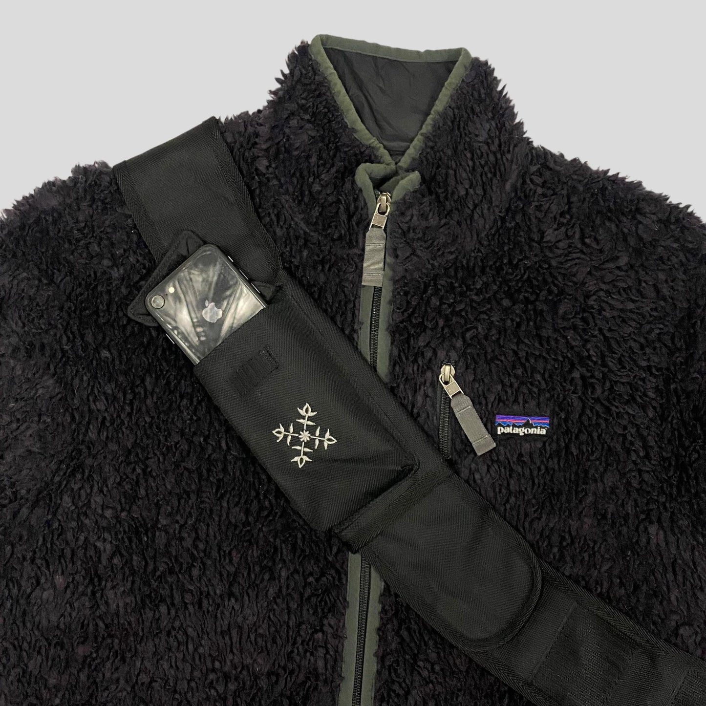 Oxbow 00’s Gradient Slingbag - Black