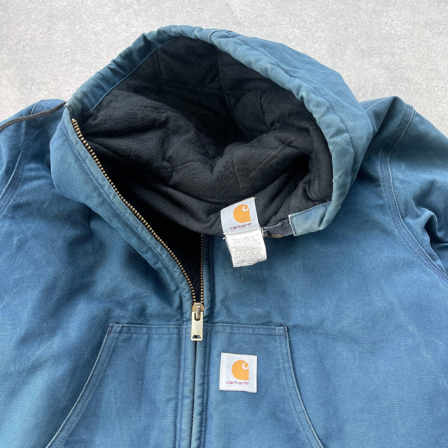 Carhartt 2001 heavyweight active hooded jacket (XL)