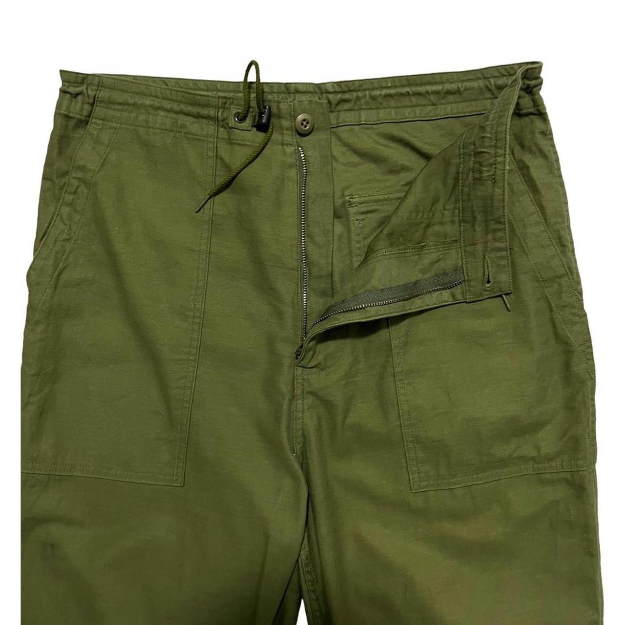 Needles Nepenthes  Bottoms