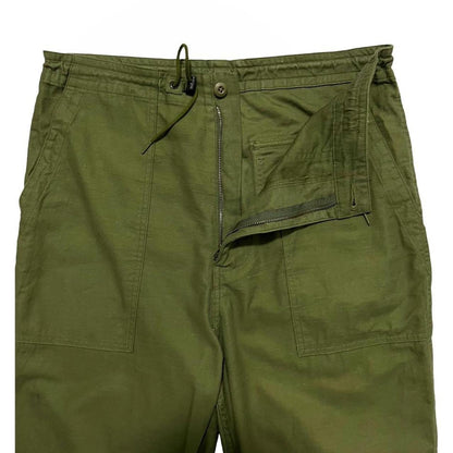 Needles Nepenthes  Bottoms