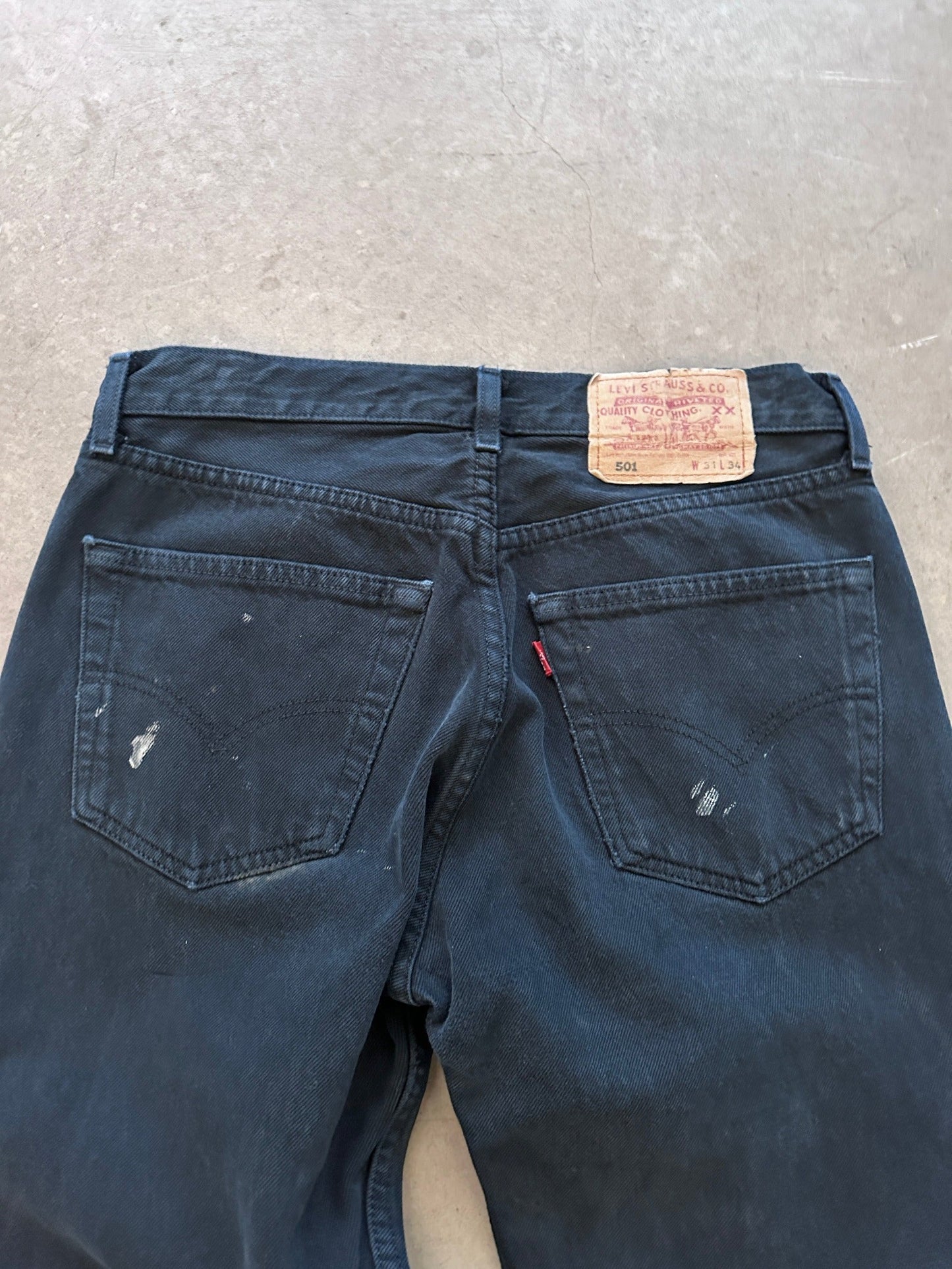 2000 Levi's 501 Jeans - 31 x 34 | W31, Red